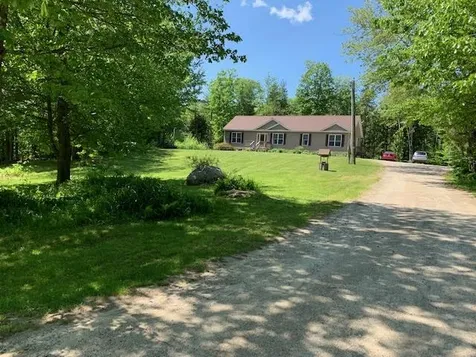 189 Pleasant Pond Road Francestown NH 03043