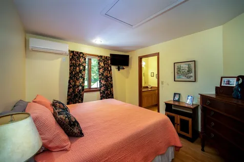 137 Bow Lake Estates Strafford NH 03884