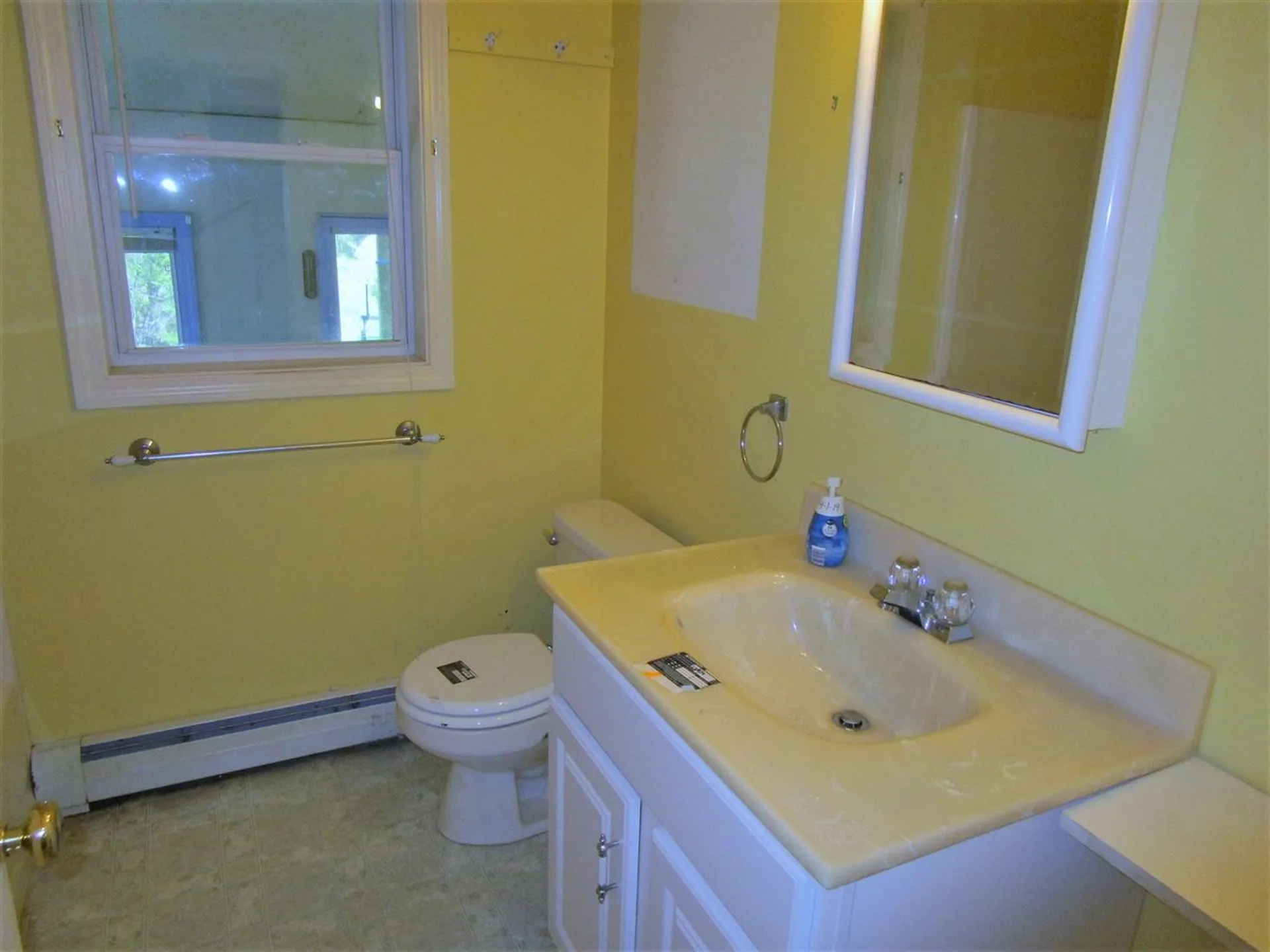136 Kennard Road Nottingham NH 03290