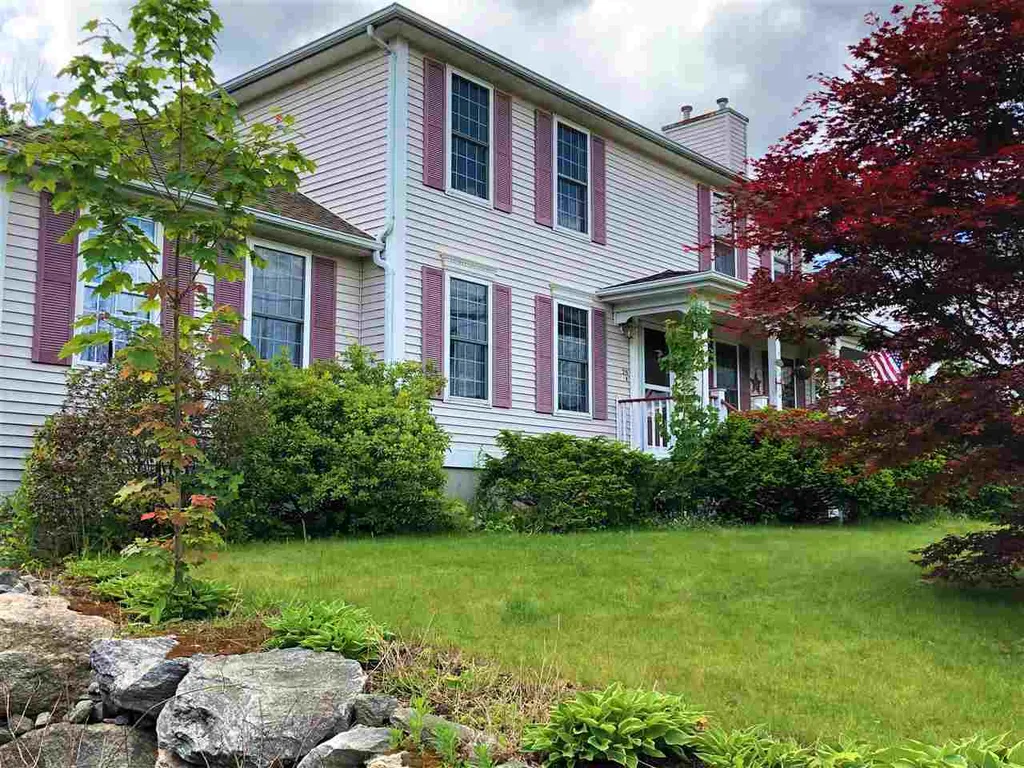 26 Sugar Hill Lane Manchester NH 03109