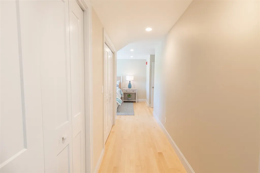 42 State Road Kittery ME 03904