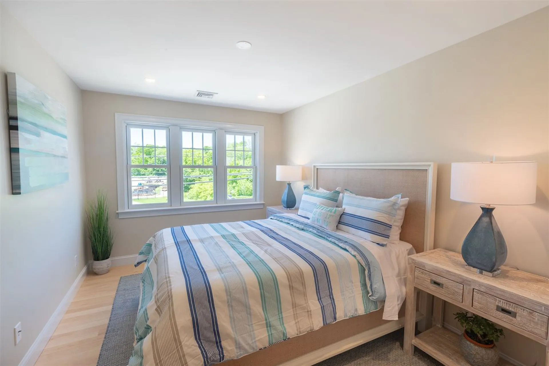 42 State Road Kittery ME 03904