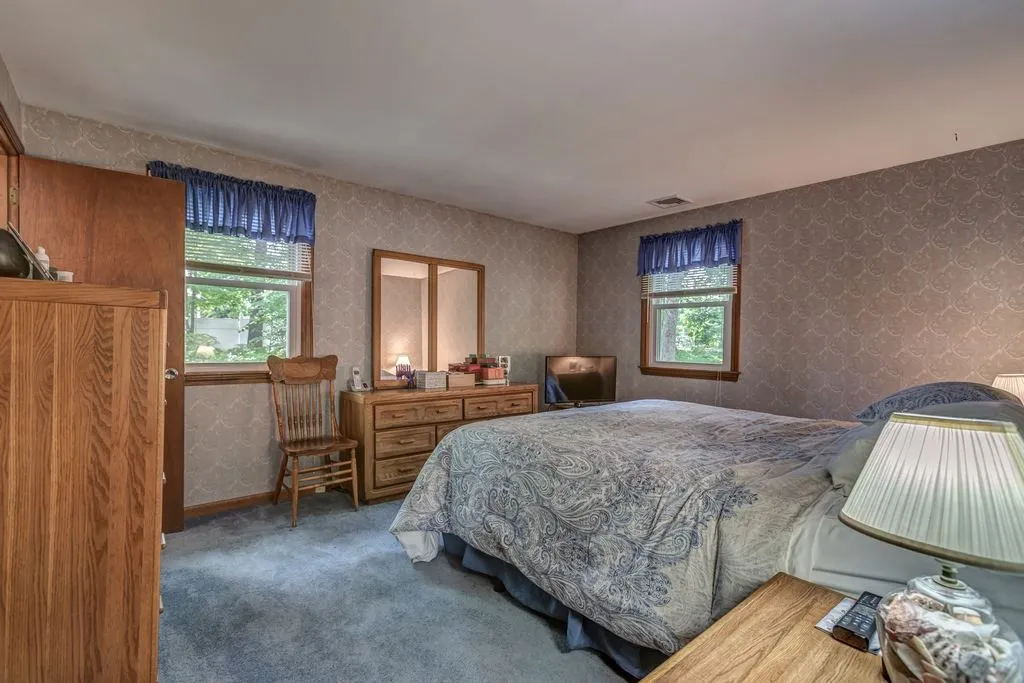 30 Lucille Avenue Salem NH 03079