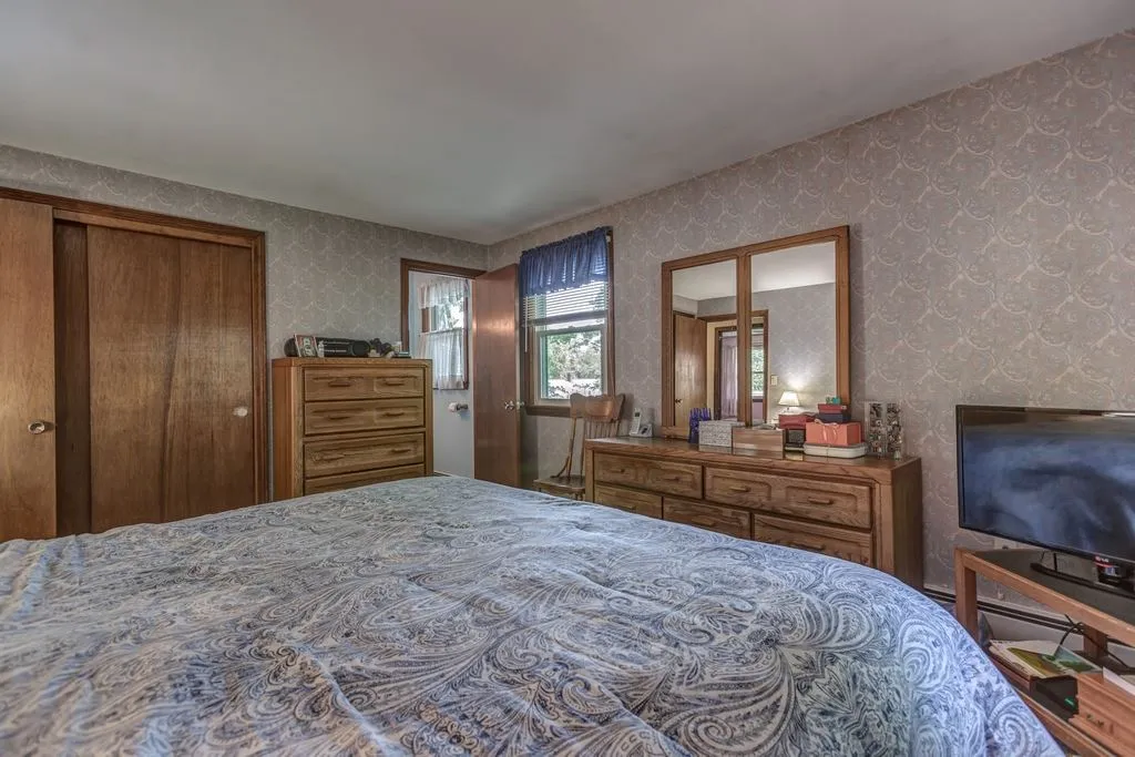 30 Lucille Avenue Salem NH 03079