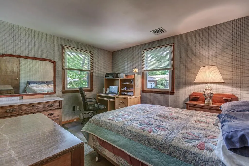 30 Lucille Avenue Salem NH 03079