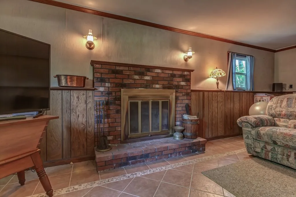 30 Lucille Avenue Salem NH 03079