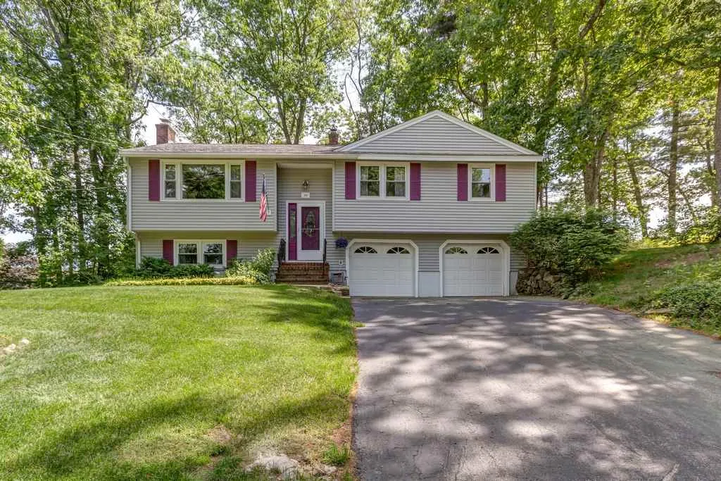 30 Lucille Avenue Salem NH 03079
