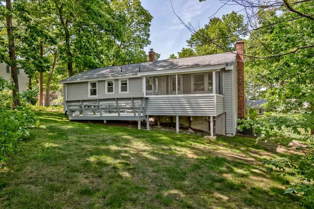 30 Lucille Avenue Salem NH 03079