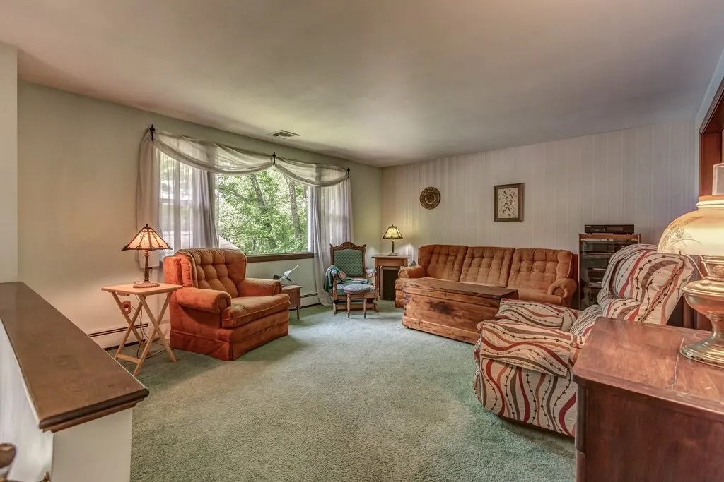 30 Lucille Avenue Salem NH 03079