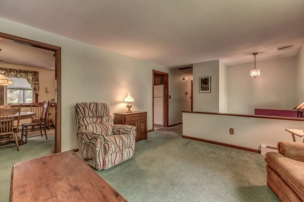 30 Lucille Avenue Salem NH 03079