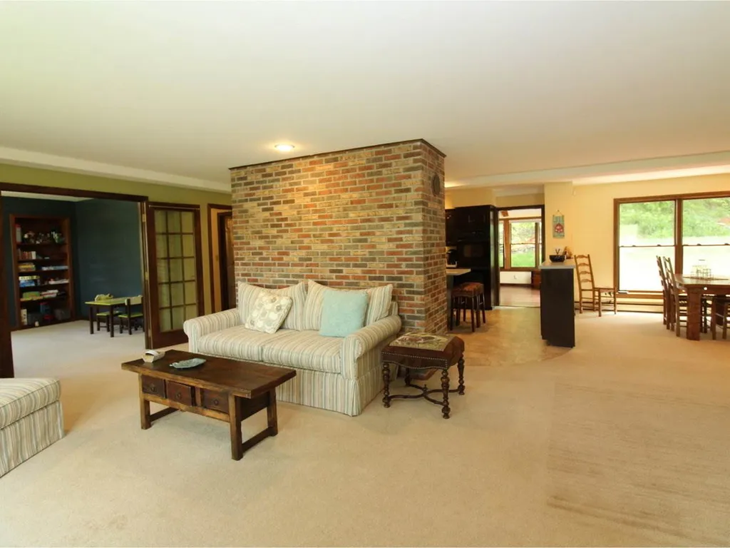 51 Mountain Road Westford VT 05494