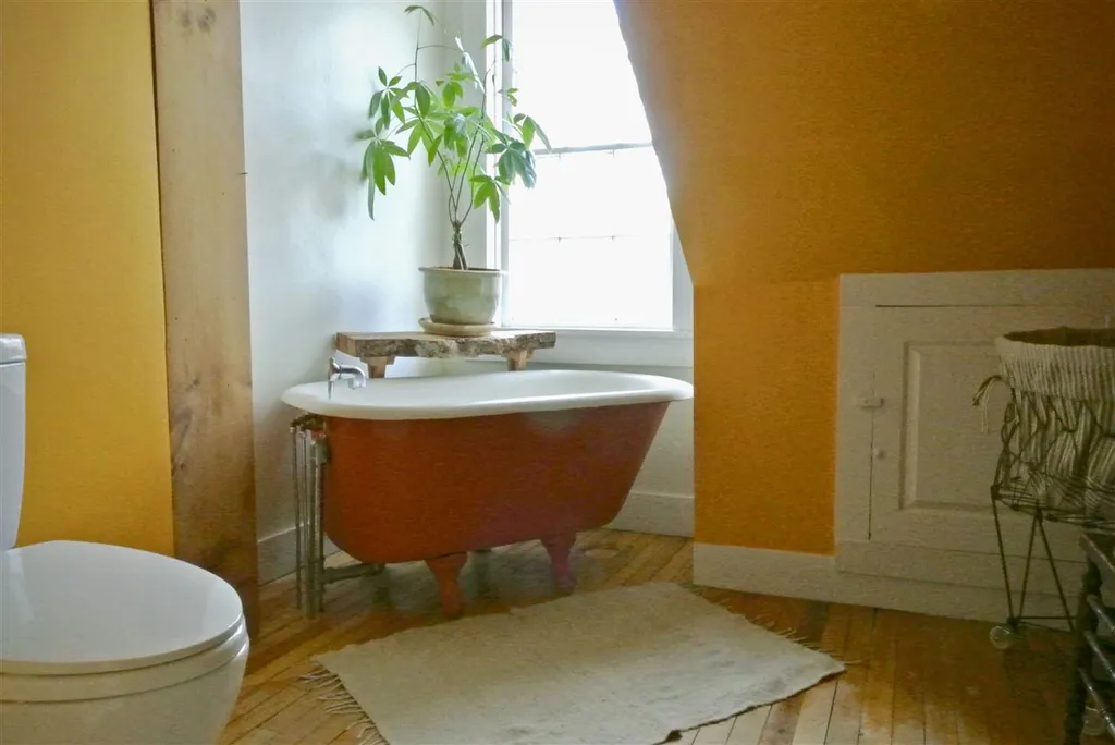 202 Robinson Road Northfield VT 05663