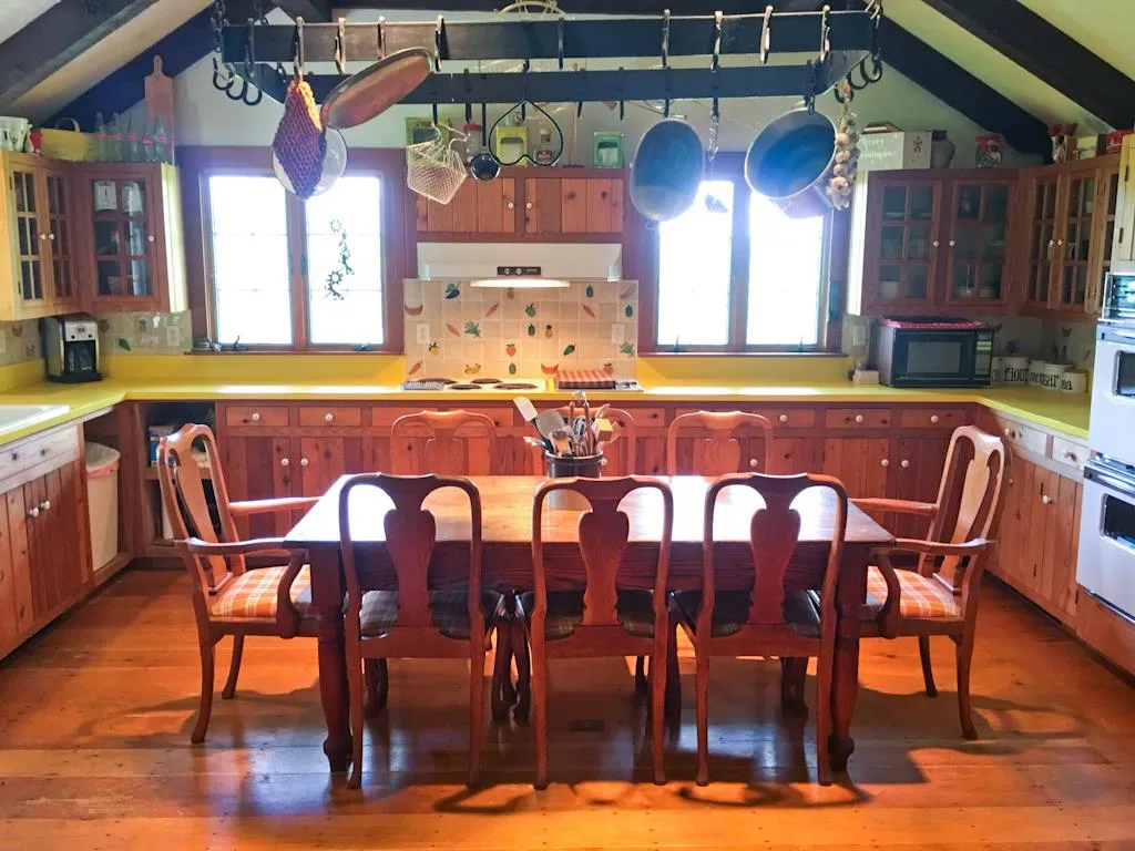 156 Old Farm Lane Warren VT 05674