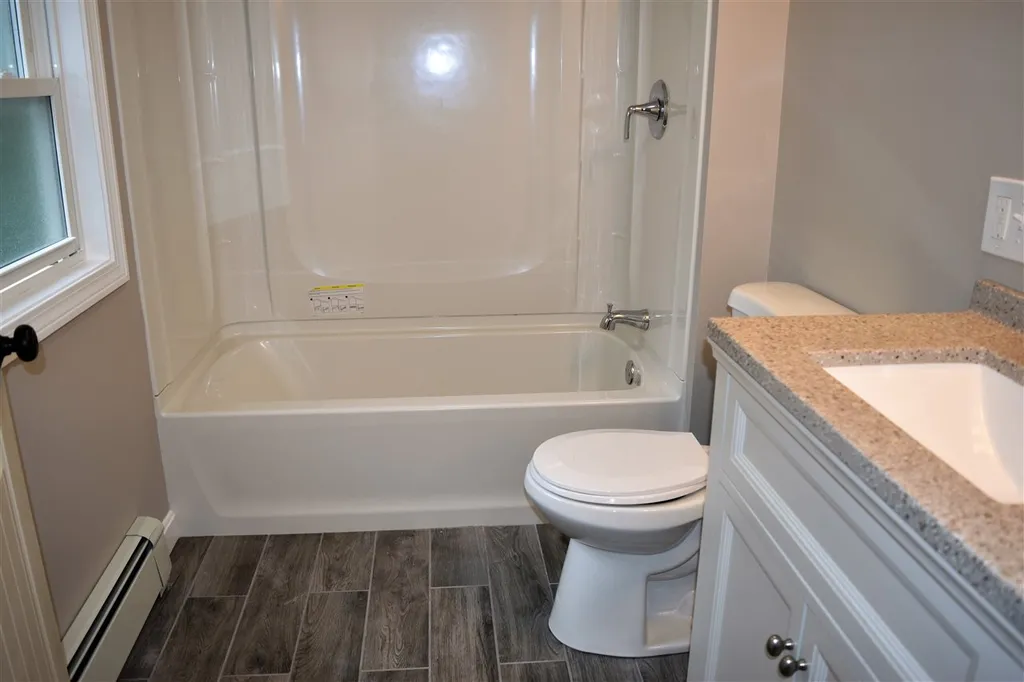 27 Hawthorne Street Laconia NH 03246