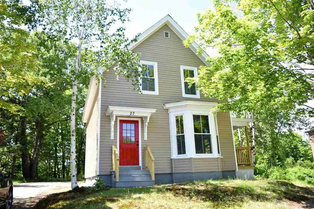 27 Hawthorne Street Laconia NH 03246