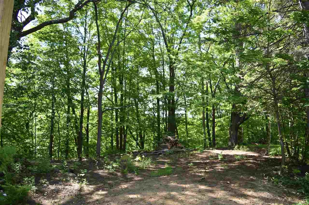 27 Hawthorne Street Laconia NH 03246