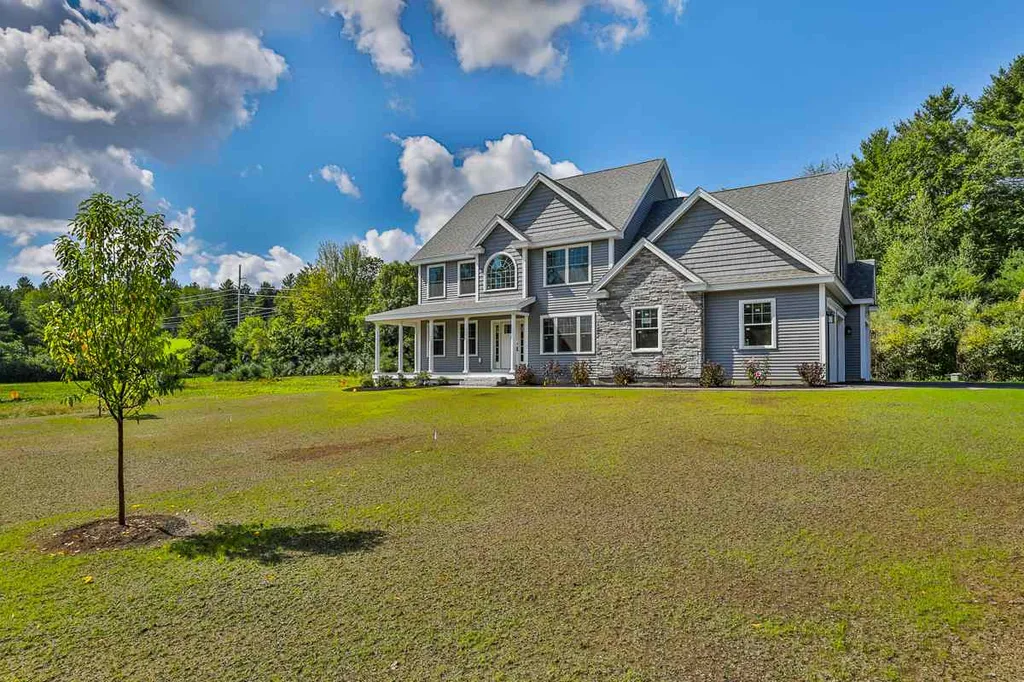 246 Wallace Road Bedford NH 03110