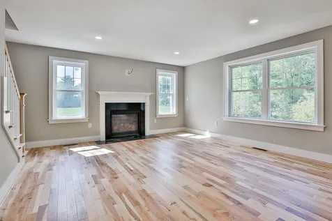 246 Wallace Road Bedford NH 03110