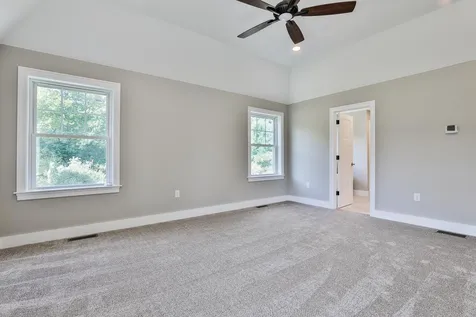 246 Wallace Road Bedford NH 03110