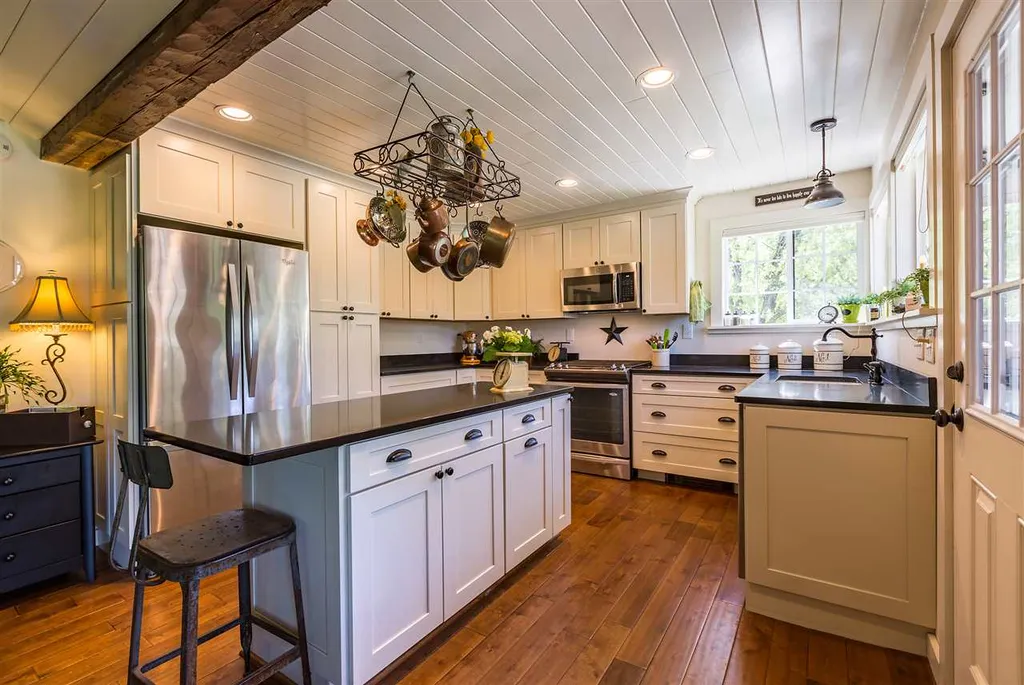 32 Brooks Road Ludlow VT 05149