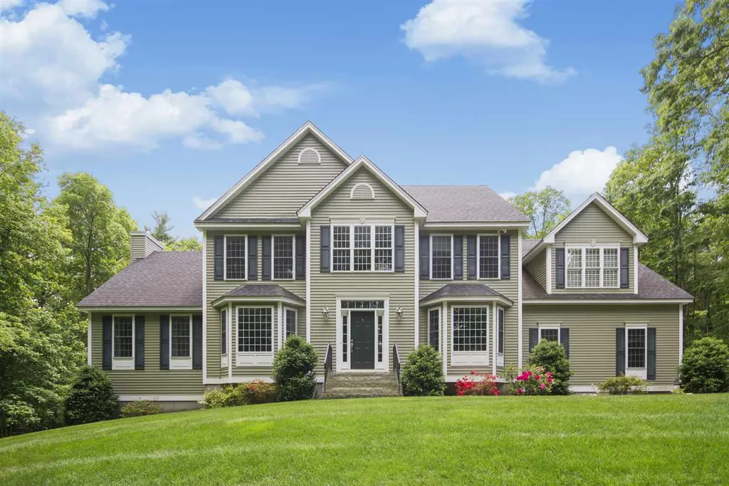 14 Cristy Road Windham NH 03087