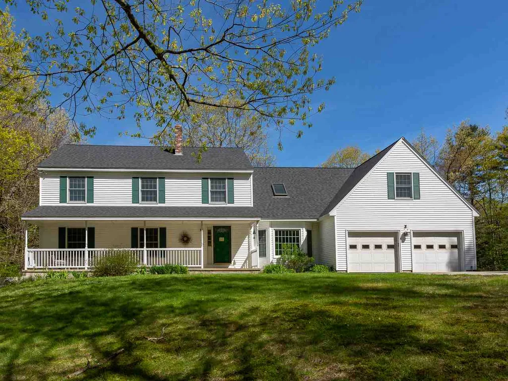 5 Radford Drive Lee NH 03861