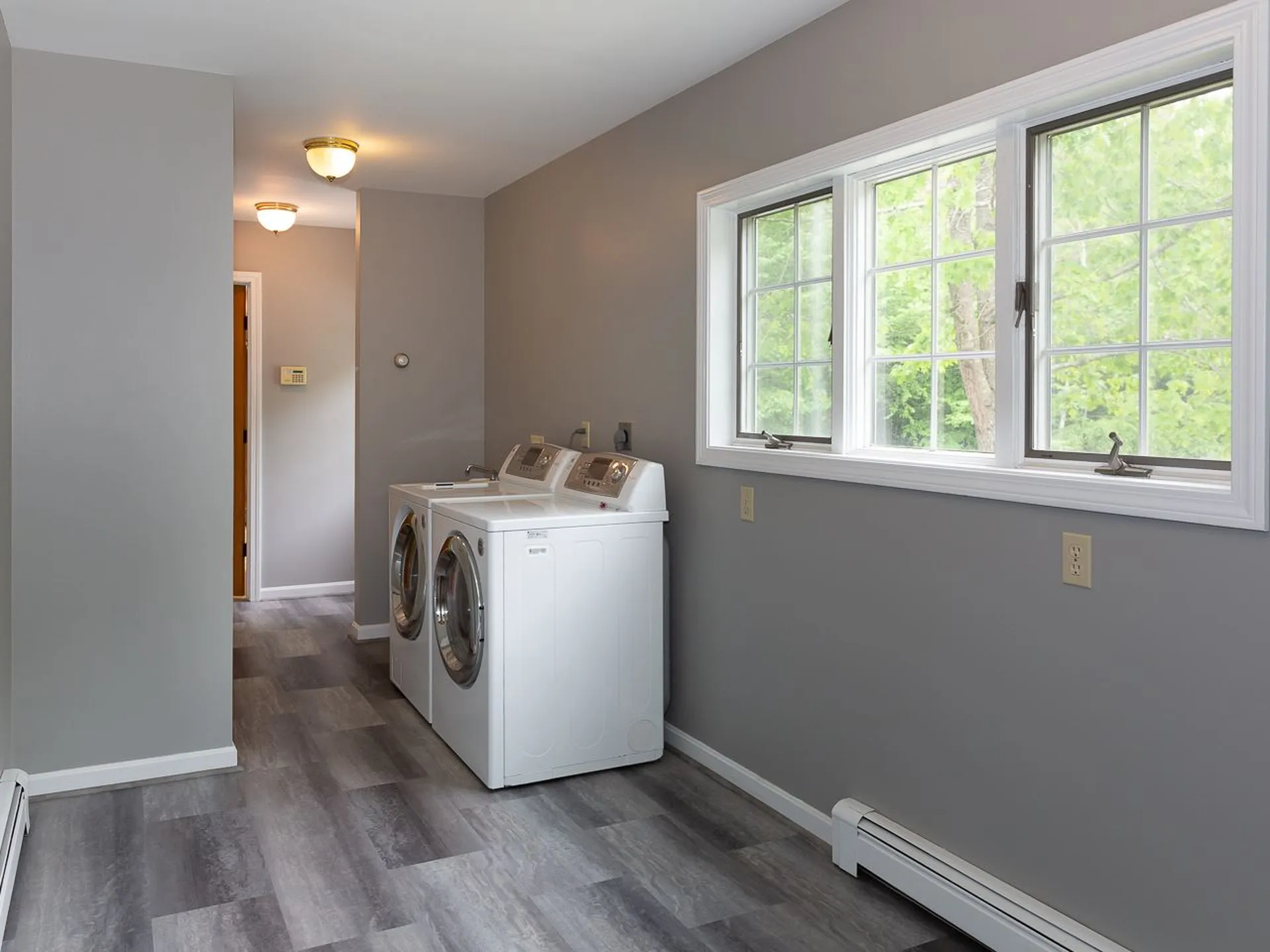 5 Radford Drive Lee NH 03861