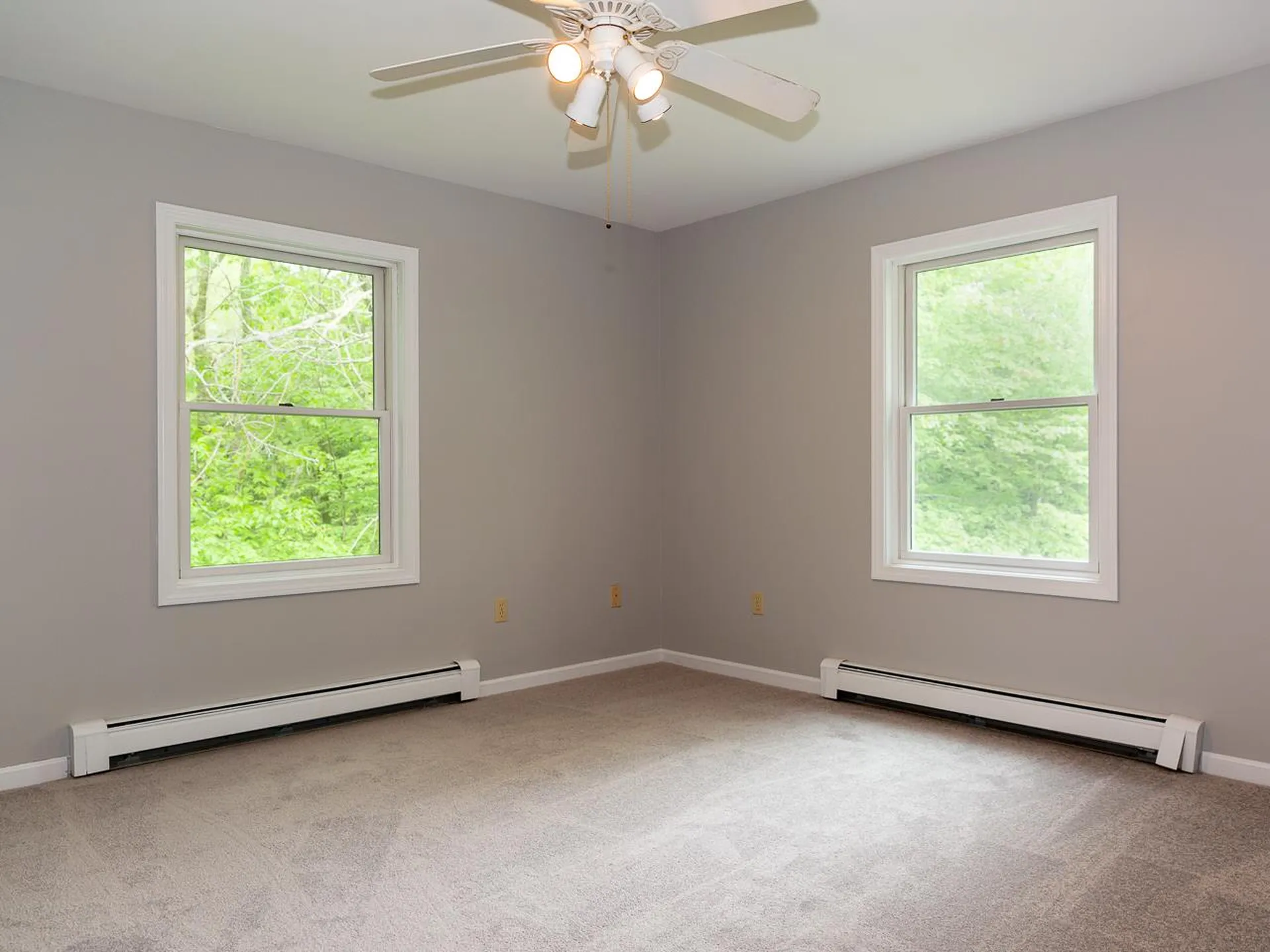 5 Radford Drive Lee NH 03861