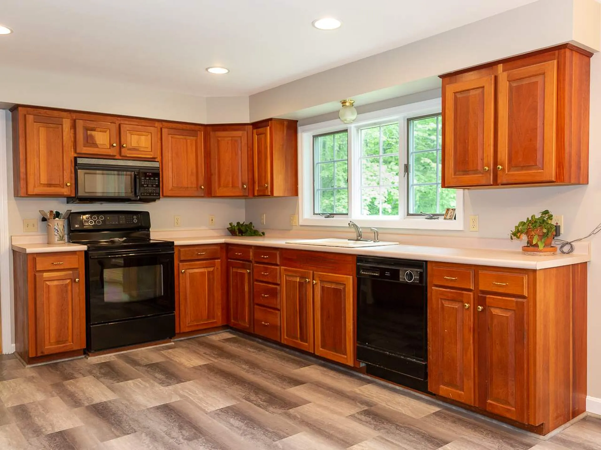 5 Radford Drive Lee NH 03861