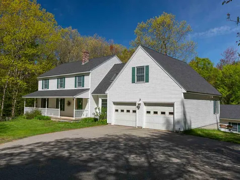 5 Radford Drive Lee NH 03861