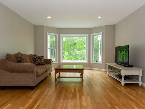 5 Radford Drive Lee NH 03861