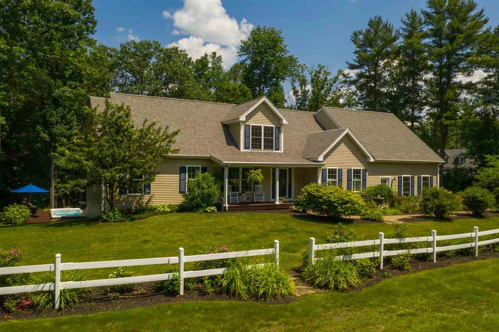 34 Mallard Lane Dover NH 03820