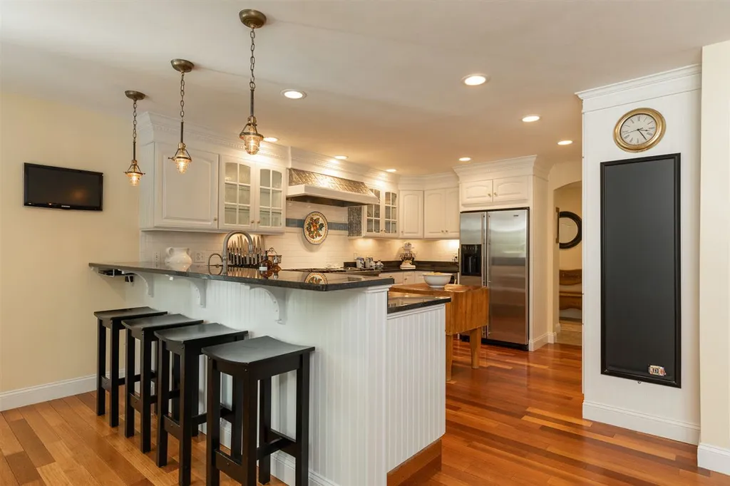 34 Mallard Lane Dover NH 03820