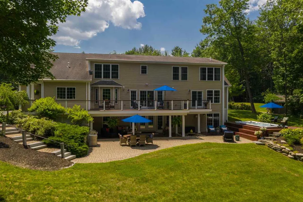 34 Mallard Lane Dover NH 03820