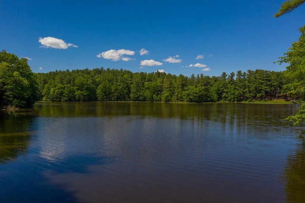 34 Mallard Lane Dover NH 03820