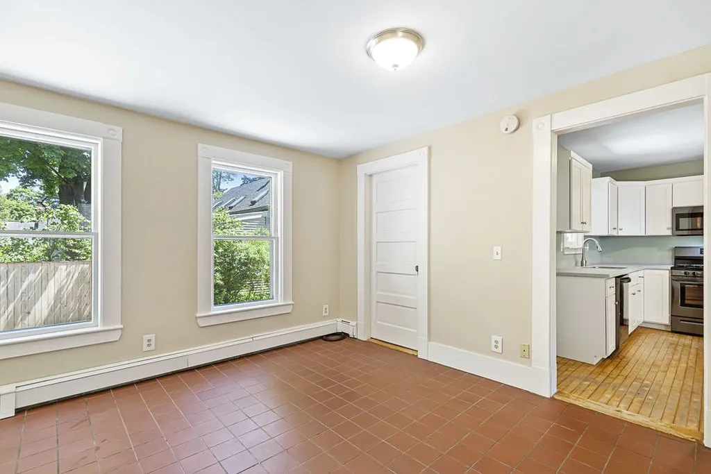 35 Broad Street Rochester NH 03867