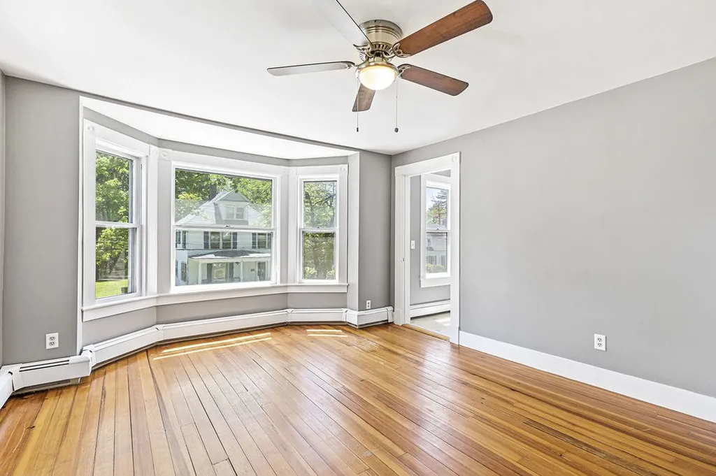 35 Broad Street Rochester NH 03867