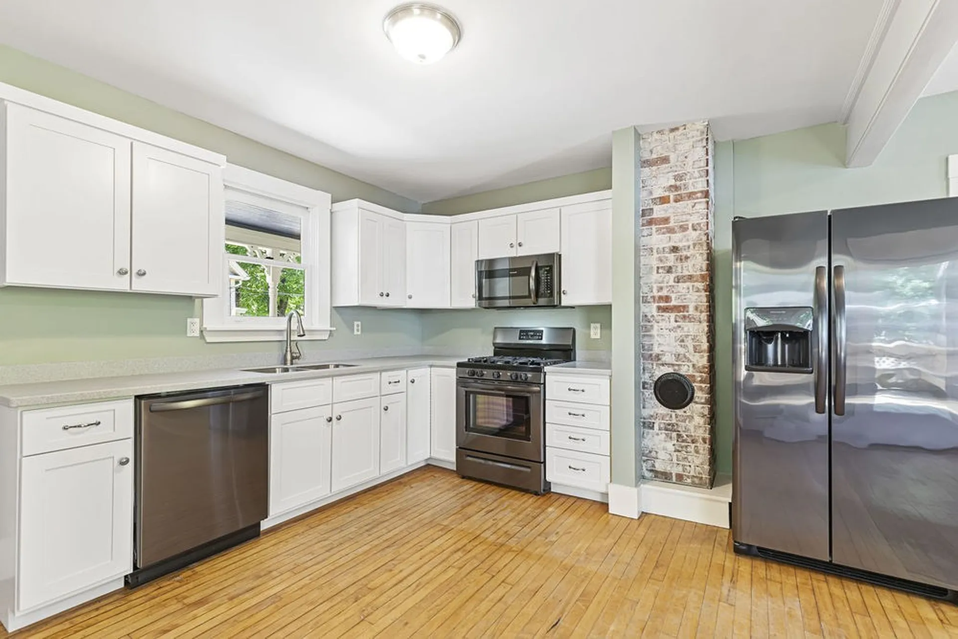35 Broad Street Rochester NH 03867