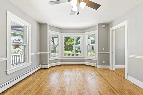 35 Broad Street Rochester NH 03867