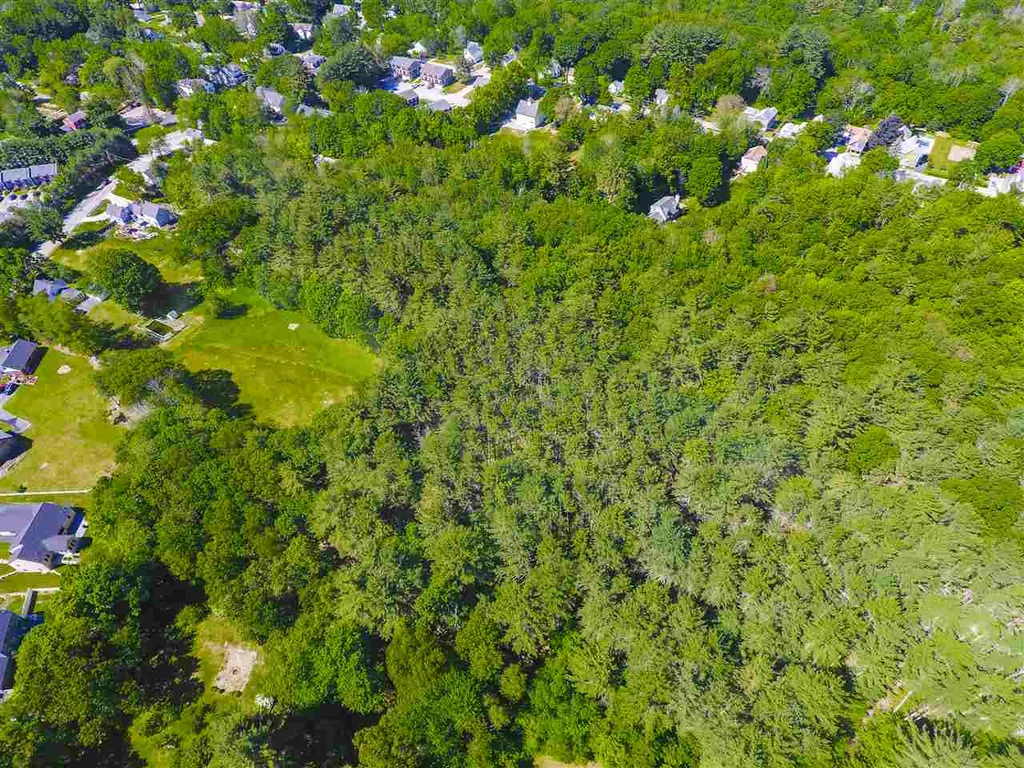 118 Amherst Street Milford NH 03055