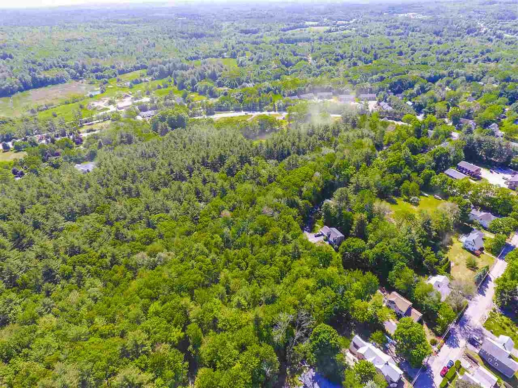 118 Amherst Street Milford NH 03055