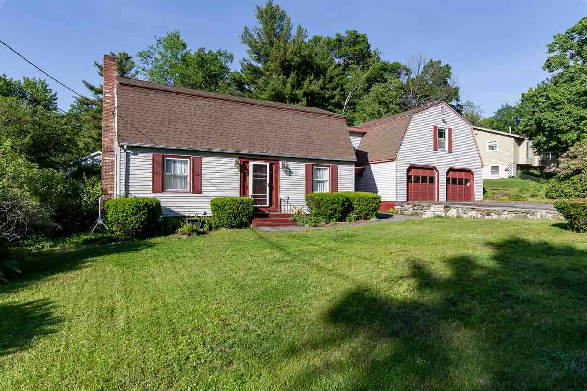 84 Tenby Drive Nashua NH 03062