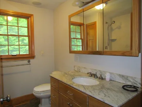 12 Birch Lane Pelham NH 03076