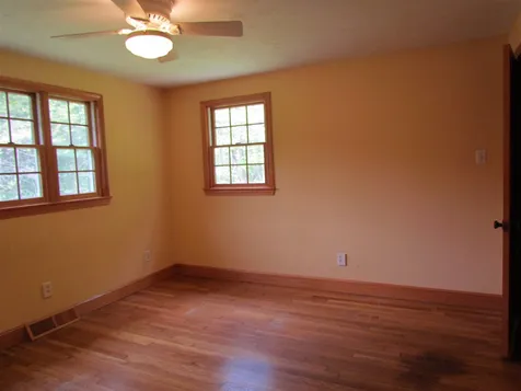 12 Birch Lane Pelham NH 03076