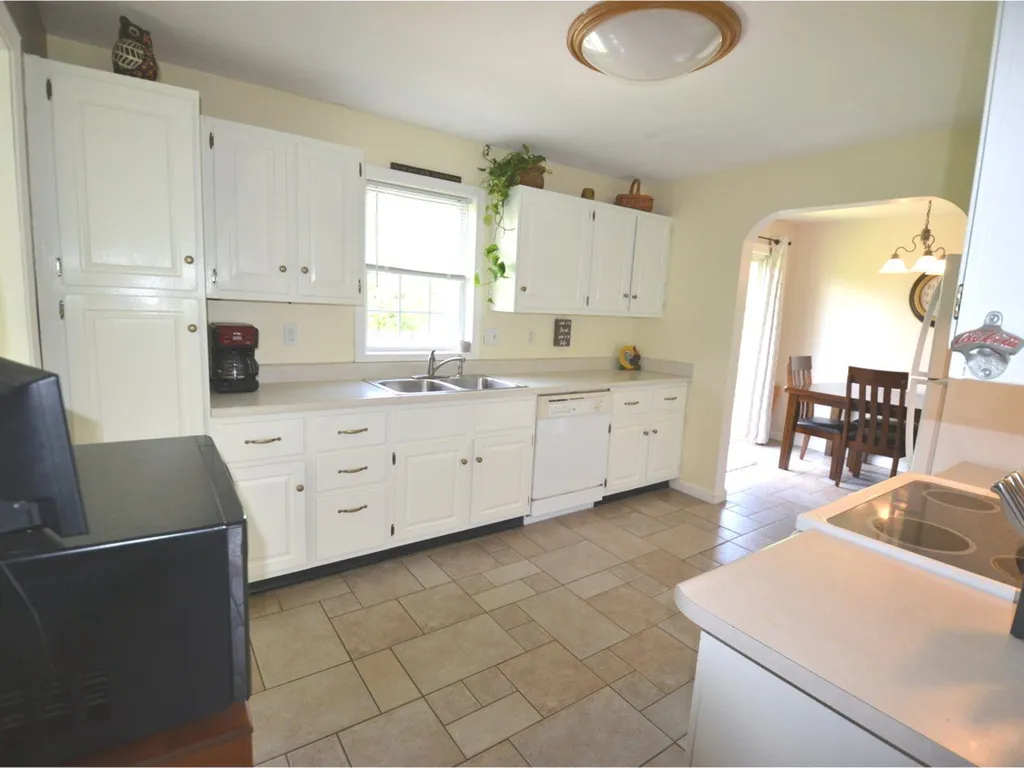 11 Lafayette Drive Jericho VT 05465