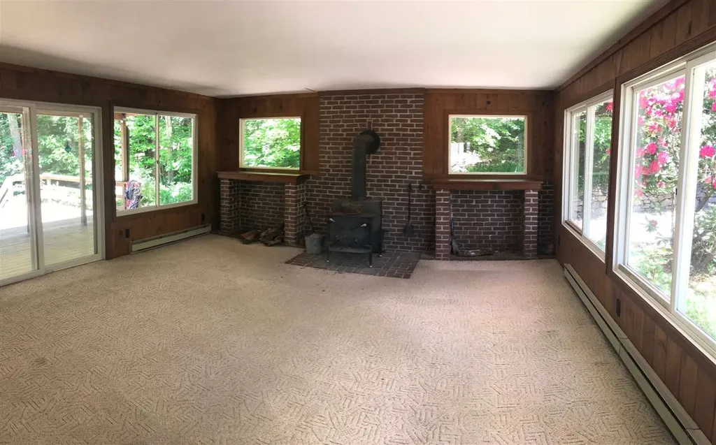 96 Lakeview Drive Weare NH 03281