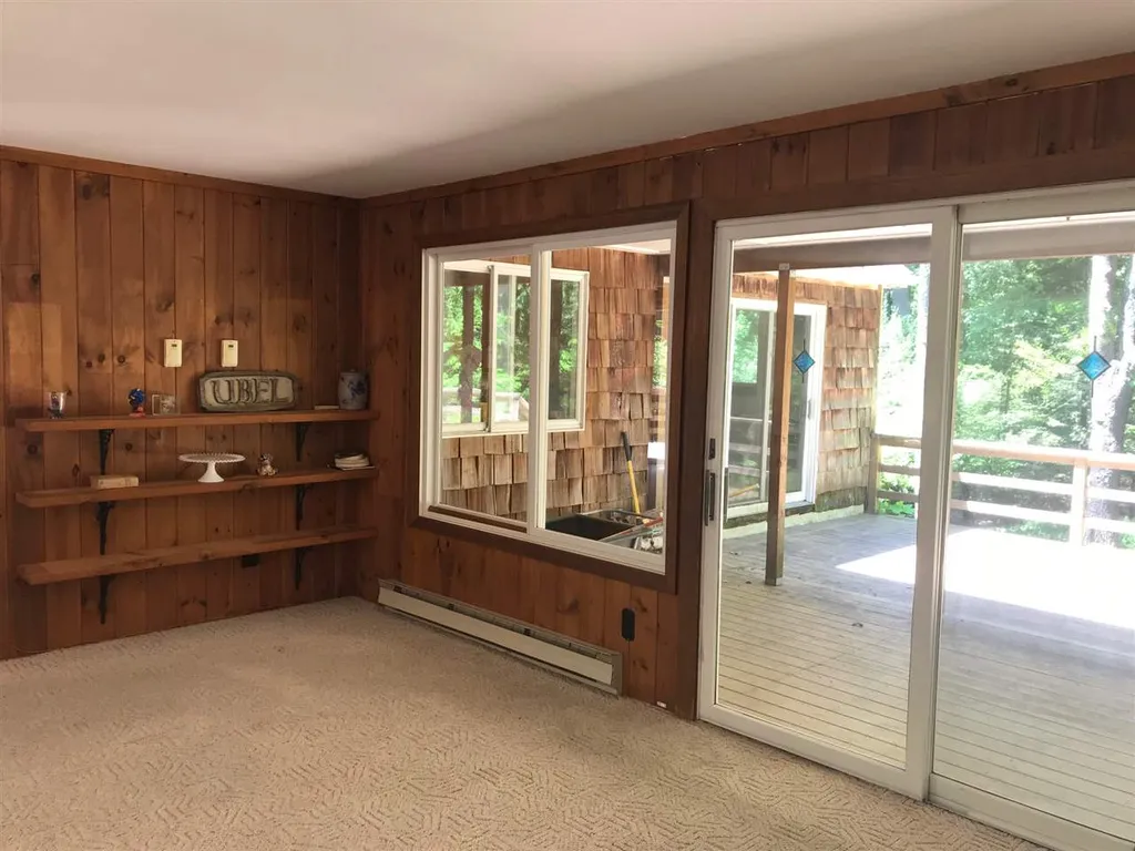 96 Lakeview Drive Weare NH 03281