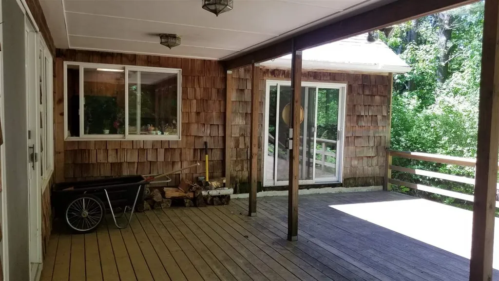 96 Lakeview Drive Weare NH 03281