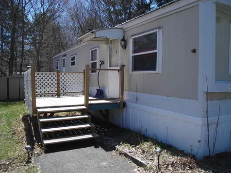 16 Railroad Street Newmarket NH 03857