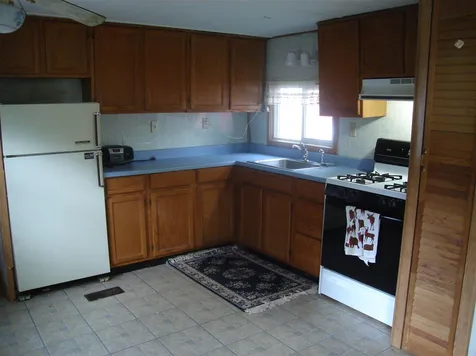 16 Railroad Street Newmarket NH 03857